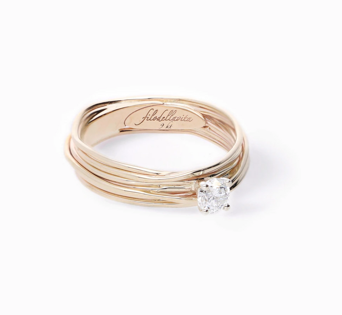 ANELLO SOLITARIO FILODELLAVITA 7 fili in oro giallo 9kt con Diamante da 0,18ct AN102GB