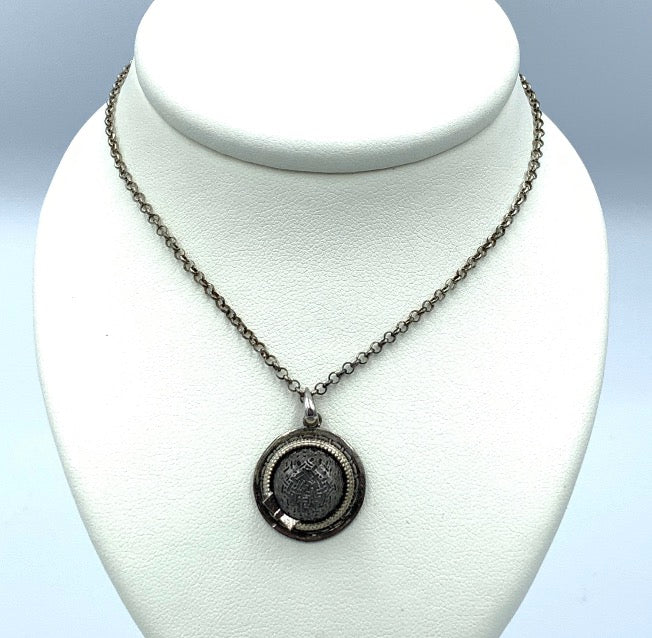 Collana con cappello pendente Chapeau in Argento C028