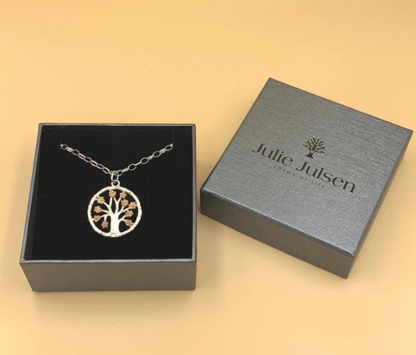 Julie Julsen Collana Porta Orologio In Acciaio Inox Con Ciondoli Occhiali Da Sole, Infradito E Sole - Argento E Oro Rosa