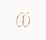 Orecchini UNOde50 a cerchio aperti placcati oro 18 Kt. Ref. PEN0419O