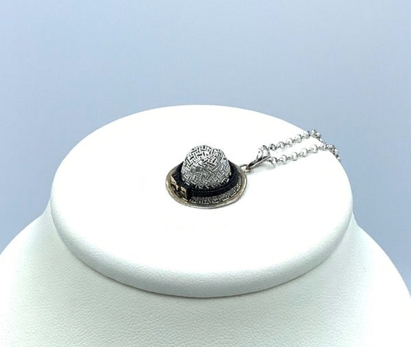 Collana con cappello pendente Chapeau in Argento C006
