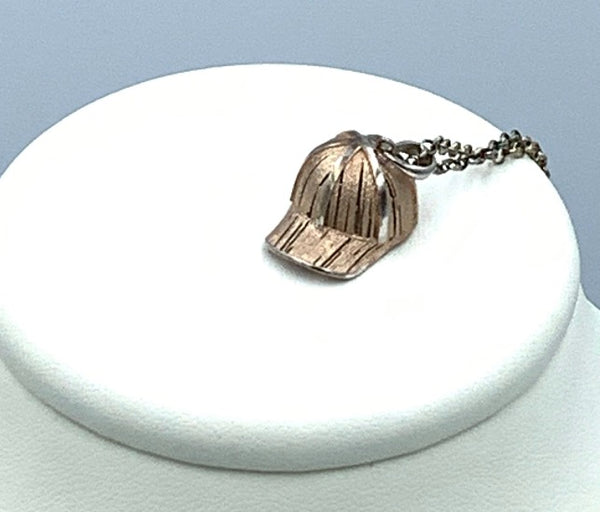 Collana con cappello pendente Chapeau in Argento C019